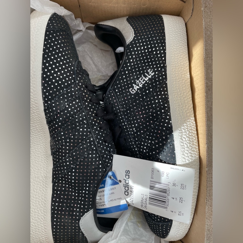 Adidas Gazelle women’s